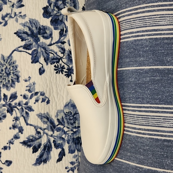 Sperry sneakers white 🌈 pull on loafer style size 9 peace sign heart - Picture 6 of 13